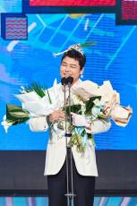 「大賞はチョン・ヒョンム！」…5年ぶりに成し遂げたMBC芸能大賞！ カップル賞まで3冠王の栄光