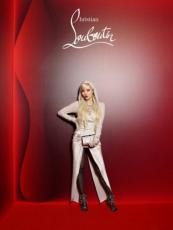 歌手ヒョナ、仏パリで開催のクリスチャンルブタン「2023秋冬コレクション」ファッションショーに出席