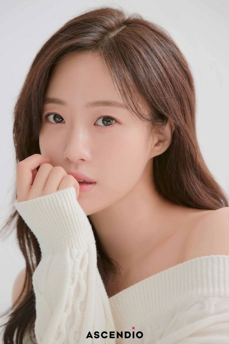 ハム・ウンジョン（T-ARA）、ASCENDIOと専属契約…新プロフィール写真公開｜Infoseekニュース