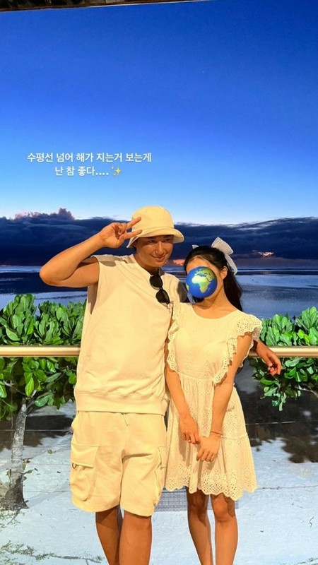 ”新婚3年目” 歌手イ・ジフン＆妻アヤネさん、ナイトプールを楽しむ幸せな旅行