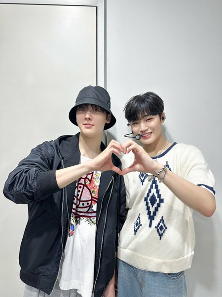 ASTRO」ユンサナ、後輩グループ「LUN8」への特別な愛情