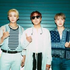 「FTISLAND」、「FNC BAND KINGDOM 最高でしだ!!!　!!　BANDだけの LIVE.. やっぱいいね!!!　 来年会おうぜ!!!　」（動画あり）