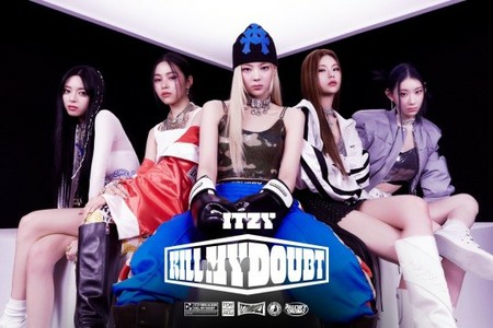 “31日カムバック”「ITZY」、収録曲「None of My Business」のMV公開