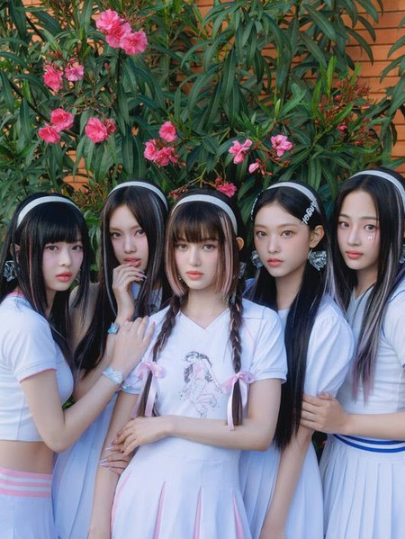 Amazon.co.jp: newjeans ハニ トレカ サノク supershy : おもちゃ