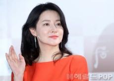 女優イ・ヨンエ、元大統領記念館寄付に一部メディアが“歴史歪曲”批判…「和合したらという意味で」と直接釈明