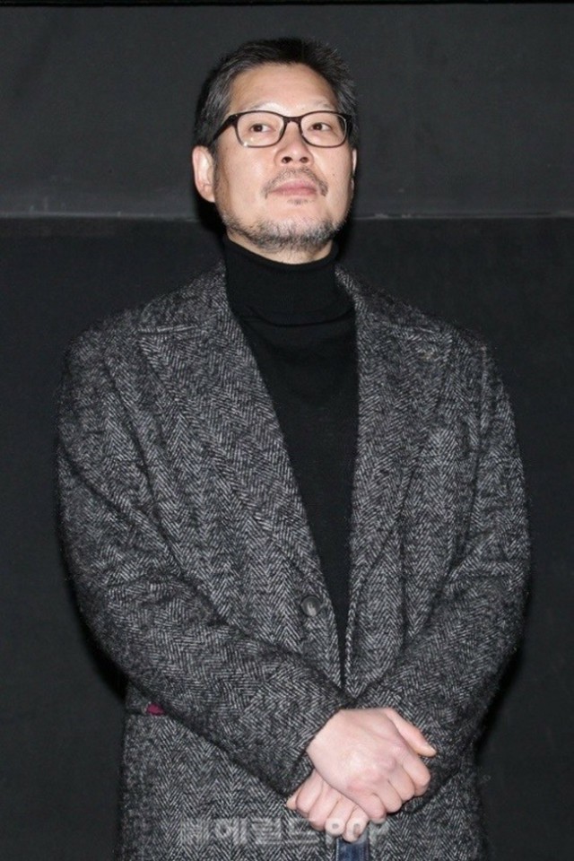 俳優ユ・ジェミョン、クァク・ドウォンやイ・ソンギュンに遮られた次回作…「困難に無力感」