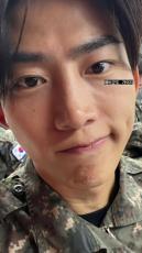 「2PM」テギョン、凛々しすぎる軍服姿…軍隊の予備軍訓練に参加