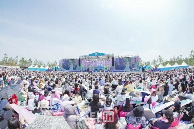 HYBE音楽フェス「Weverse Con Festival」に2万人集まる