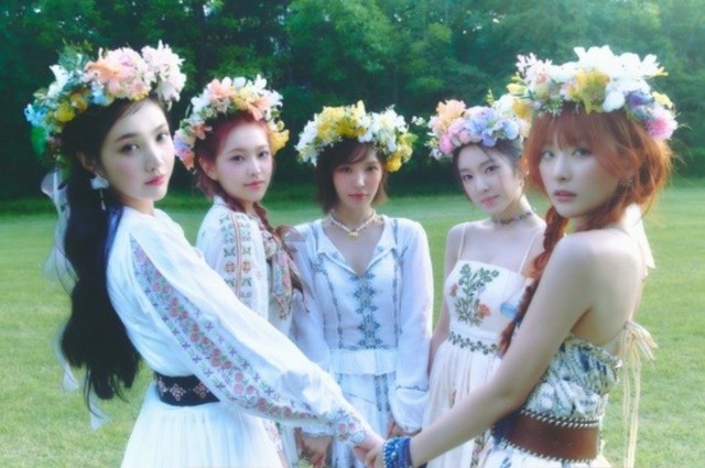 「Red Velvet」、 ニューアルバム「Cosmic」本日（24日）発売…デビュー10周年記念