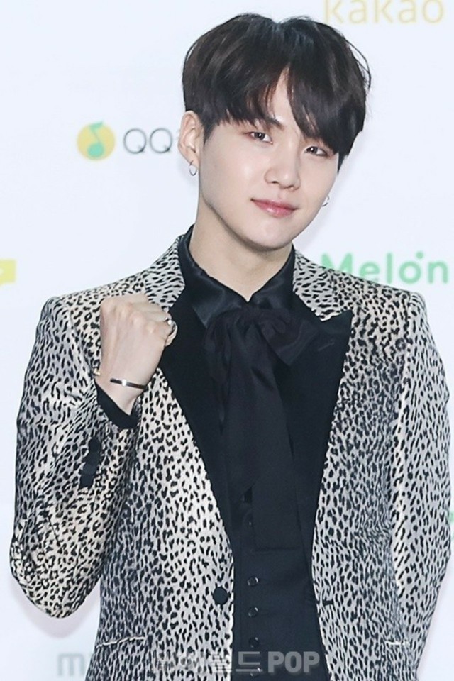 「ビール1杯飲んだ」と供述…「BTS」SUGA、血中アルコール濃度0.2%以上の“泥酔状態”だった…5年以下の懲役の可能性も