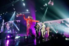 「2NE1」、15周年を迎えて「遊ぼう！」…「Fire」から「I DON’T CARE」で華麗なスタート