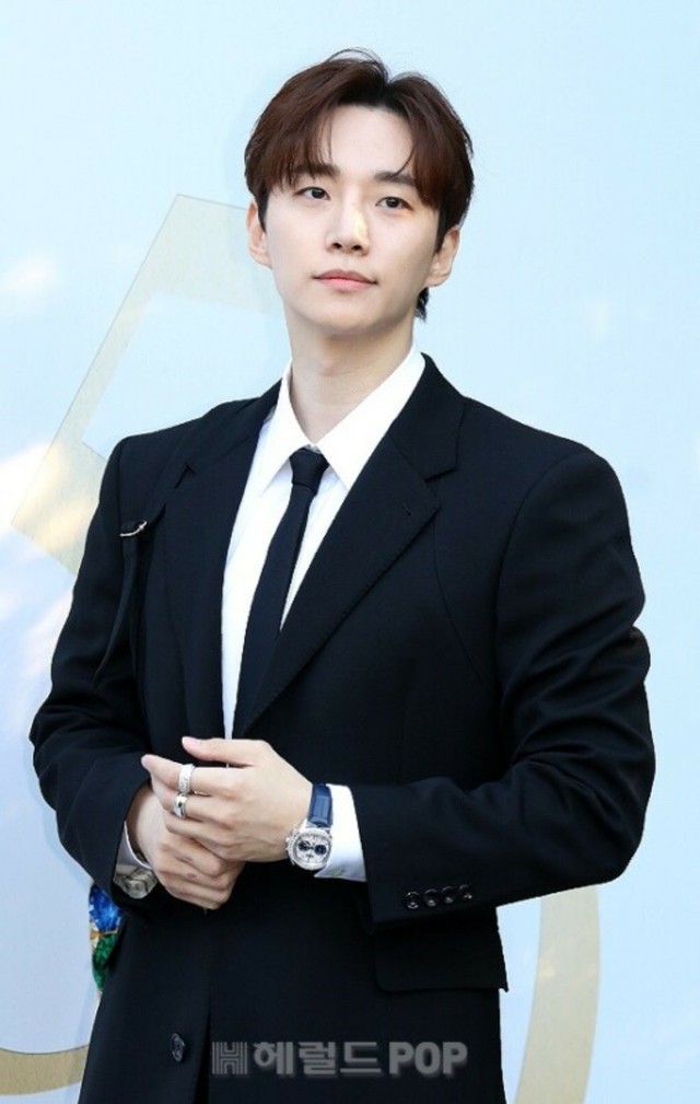 2PM」ジュノ、「金融の日」に韓国政府から金融発展の功労者として表彰