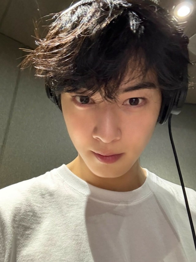 ASTRO」チャウヌ、トレーニングまで熱心…男らしくなった”顔の天才