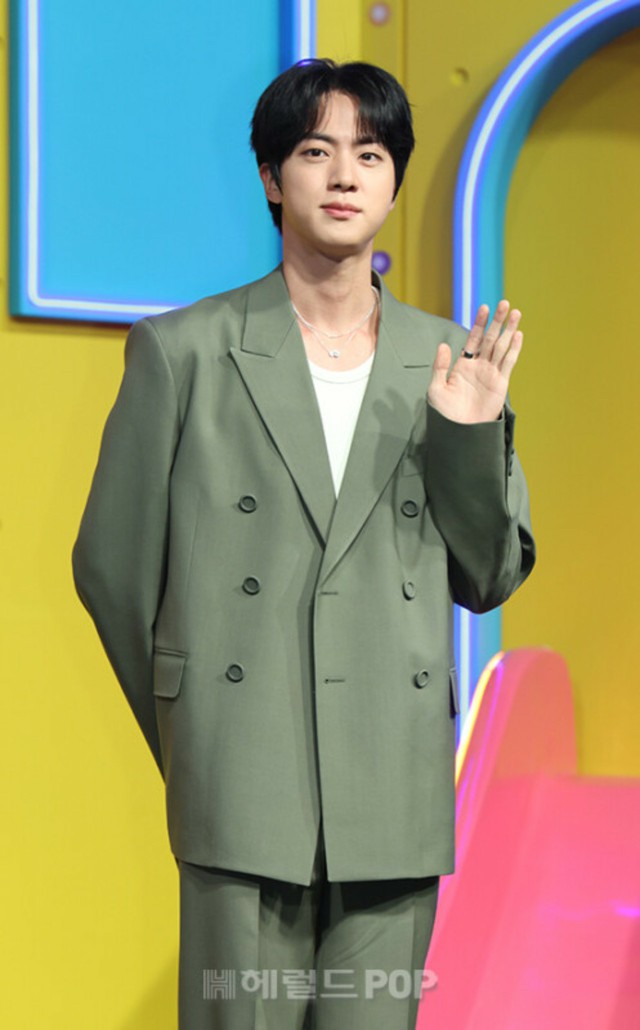 BTS ジン　値下げ不可 seokjinsmile (@seokjinsmilebts) / X