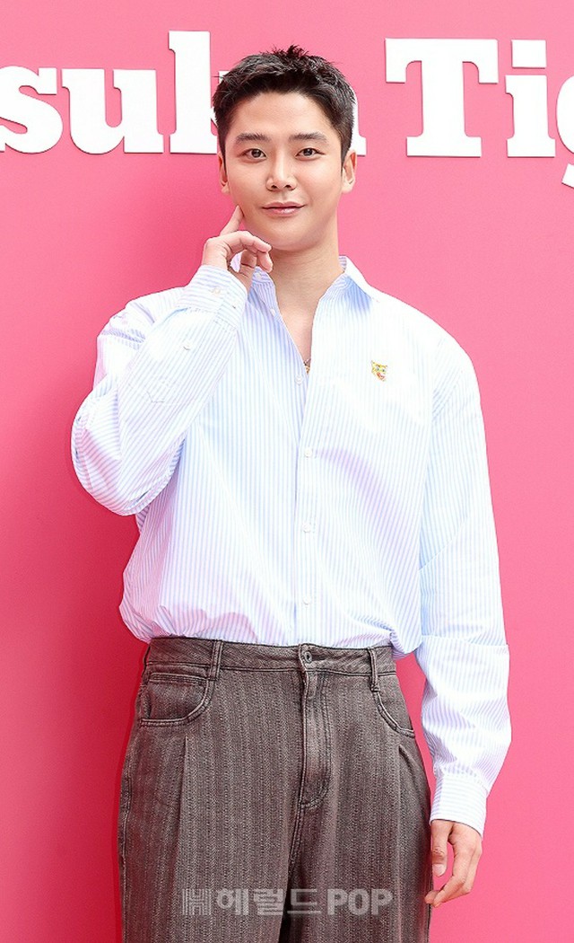 フォト】ロウン（SF9）、ファッションブランドのオープン記念イベント