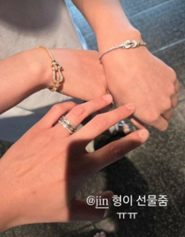 BTS RUNSEOKJIN JAPAN RING 指輪 リング M トレカなし BTS RUNSEOKJIN JAPAN RING 指輪 リング M トレカなし BTS RUNSEOKJIN