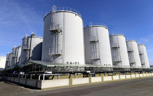 空になった処理水貯蔵タンク２１基、来年１月から解体…福島第一原発の廃炉作業の邪魔に