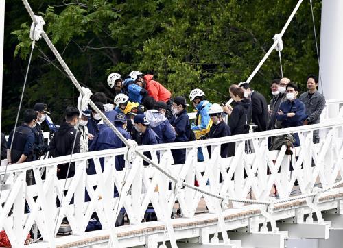 北海道の女子高生殺人、スマホに被害者が橋の欄干に座らされた動画…直後に転落か