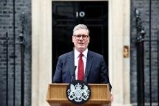 イギリス総選挙、スターマー氏が演説「政治への敬意を取り戻す」…組閣を開始