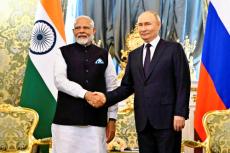 インドのモディ首相、プーチン氏と会談「爆弾と銃ではなく対話で解決すべきだ」