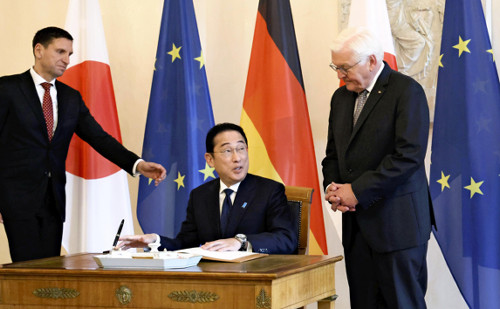岸田首相、独ショルツ首相と会談…経済安全保障の協議枠組み新設で合意へ