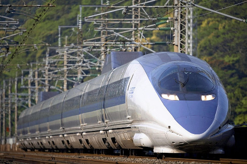 新幹線の５００系、２０２７年めどに引退…ＪＲ西日本が独自開発し国内初の営業時速３００キロ
