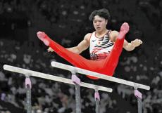 体操男子団体、暫定２位で決勝へ…２０歳岡慎之助が躍動も「まだ目標の点数に届いてない」