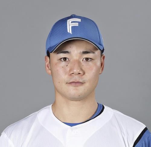 日本ハム清宮幸太郎、直球捉え先制タイムリー二塁打…「しっかり捉えた打球が外野の間にいった」
