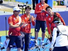 東京五輪で「銅」のアーチェリー男子団体、準々決勝で韓国に敗れる
