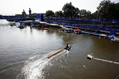 トライアスロン男子が延期、セーヌ川の水質悪化で…３１日に男女同日で開催へ