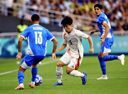 文武両道の川崎颯太、Ｊリーガーと大学生の「二刀流」貫いた…強豪スペイン戦へ「チームのために全力で走る」