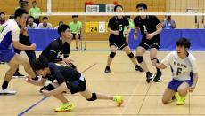 バレーボール男子・駿台学園が連覇、高さと速さを組み合わせた攻撃的バレーで東福岡破る