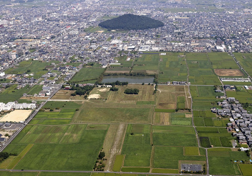 「飛鳥・藤原の宮都」を２６年の世界文化遺産国内候補に決定…日本の古代国家形成の過程示す