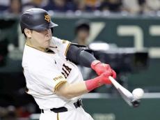 岡本和真が勝ち越しソロ、巨人が連敗を２で止める…阪神は継投で逃げ切り３連勝