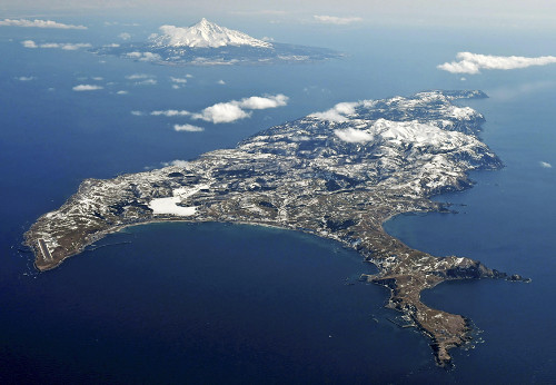 ロシア軍の哨戒機、北海道礼文島沖の領空侵犯３回…空自戦闘機が緊急発進しフレアで警告