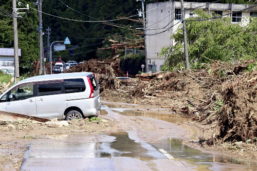 能登大雨で一時孤立した地区…スーパーに１・８ｍの高さまで泥水、店長「ここで再建するかどうか考えたい」