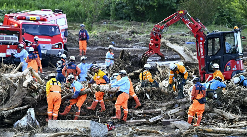 「地震でも助かったのに」…能登の大雨で仮設暮らしの父を失い悲嘆