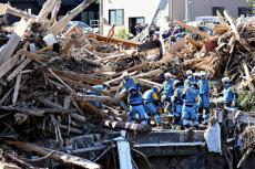 能登大雨で行方・安否不明７人の捜索再開、「発生から７２時間」が切迫…家族や同級生ら見守る