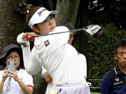 ゴルフ日本女子オープン、山下美夢有と竹田麗央が首位…前回優勝の原英莉花は５位