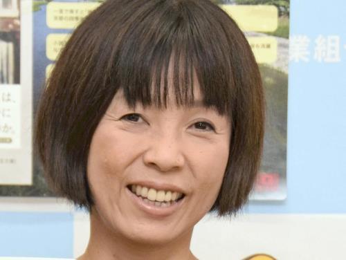 泉鏡花文学賞に原田マハさん「板上に咲く」…正賞の八稜鏡と副賞１５０万円