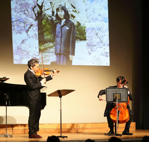 横田めぐみさんの新潟の同級生「どんな思いで還暦を迎えたのか」…再会願いコンサート