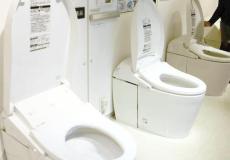 「亡き祖父の　手書き九九表　トイレの戸」…世代を超え世相も映すトイレ川柳、節目の２０回目