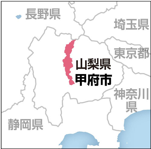 甲府市の中央道下り線で乗用車逆走、大型トラックと正面衝突…乗用車運転の２０代男性死亡