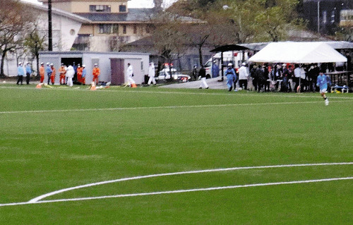 サッカー練習試合中に落雷、熊本県教委が調査委設置へ…搬送の高校生１人は完全には意識戻らず