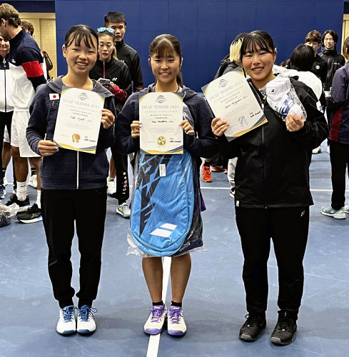 デフテニス国際大会、女子シングルスで日本勢が表彰台独占…混合・女子ダブルスもＶ