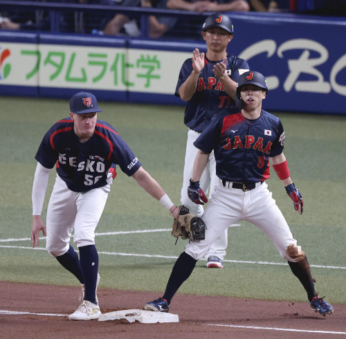 侍ジャパンがキューバと死闘、決勝ホームを踏んだ代走・五十幡亮汰は「サニブラウンに勝った男」