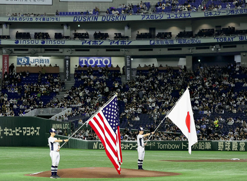 井端監督「先制されたが焦らず攻撃」、ソーシア監督「ミスが頻繁に起こった」…日本がアメリカに大勝