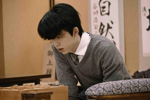 さらば旧・関西将棋会館、藤井聡太竜王が頂点へ駆け上がるまでのセピア色の記憶…大山康晴十五世名人らの掛け軸はそのまま新会館へ［指す将が行く］