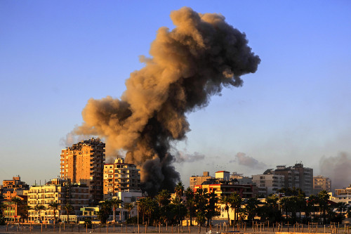 ヒズボラへの「補給路」シリア、イスラエルの空爆で９２人死亡…米仲介の停戦交渉の行方は不透明