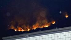 高知市中心部に近い高見山で火事、３時間以上も延焼中…山麓に住宅密集